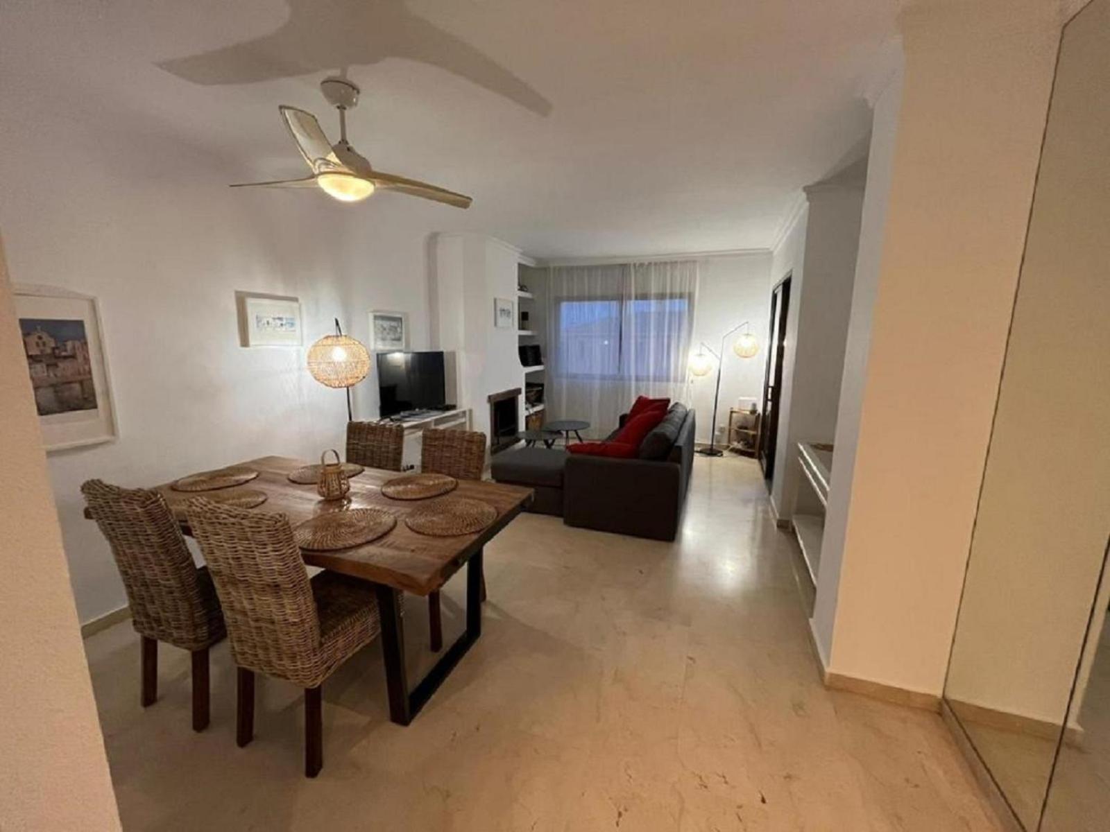 Vista Azul Apartment Estepona Ngoại thất bức ảnh